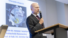 Prof. dr hab. inż. Jarosław Sęp