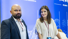 Od lewej: dr inż. Bogdan Kupiec, mgr Magdalena Lenik 